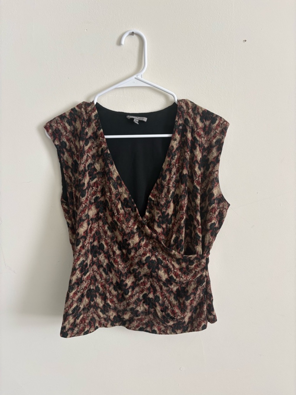 Sleeveless V-Neck Wrap Top in Brown Multi